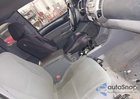 2006 Toyota Tacoma Base V6 z USA, uszkodzony, nr VIN 5TEUU42N96Z148002